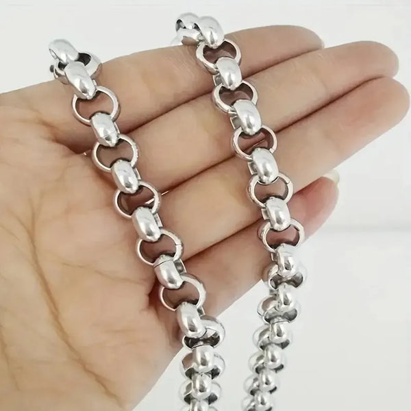 Lucy Classic Chain Necklace - image 1