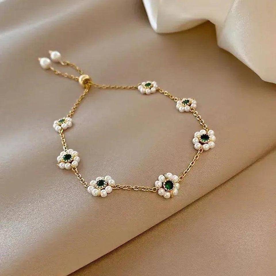 Veronica Green Shimmer Bracelet - image 1
