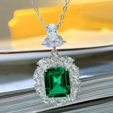 Ottilie Green Accent Necklace - image 2
