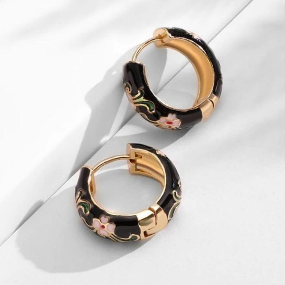 Matilda Black Flower Earrings - image 1