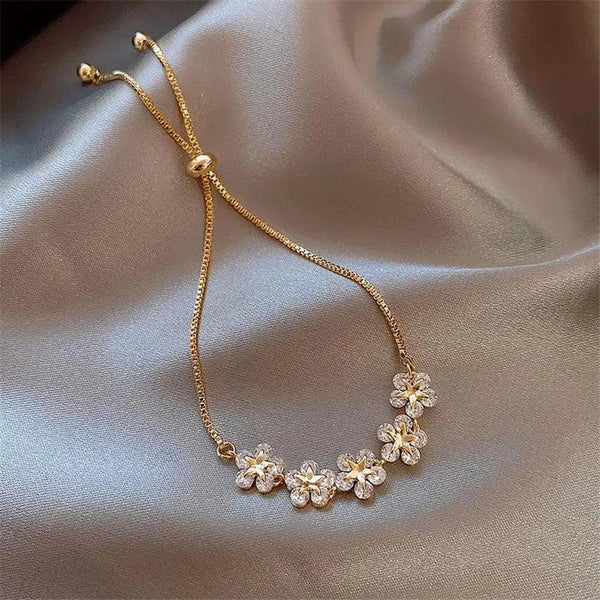Clarissa Daisy Sparkle Bracelet | Gold-Tone — image 3