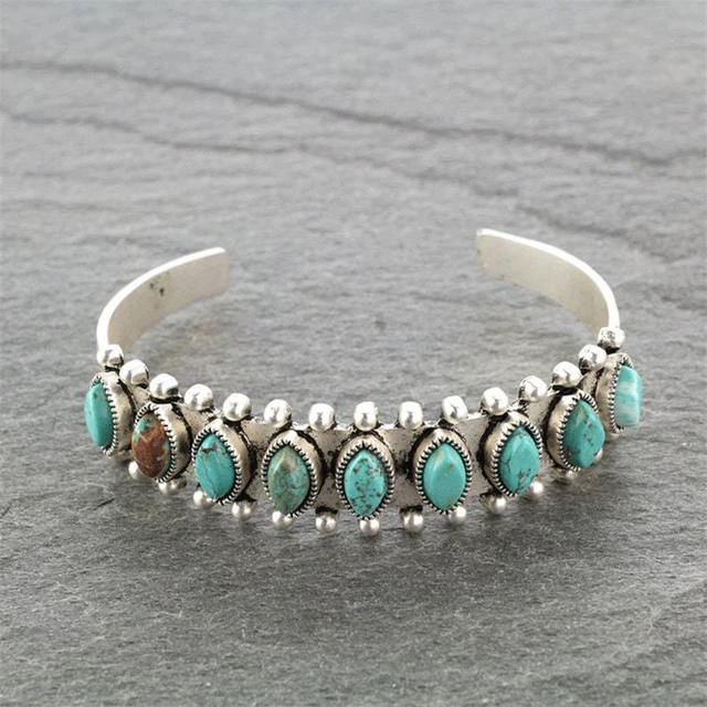 Frederica Retro Turquoise-Color Accent Bracelet