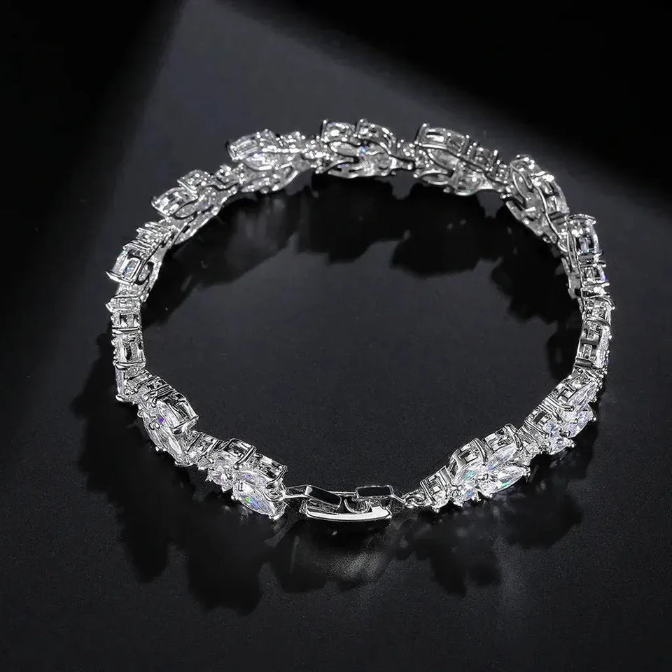 Simone Retro Polished Silver-Tone Chain Bracelet