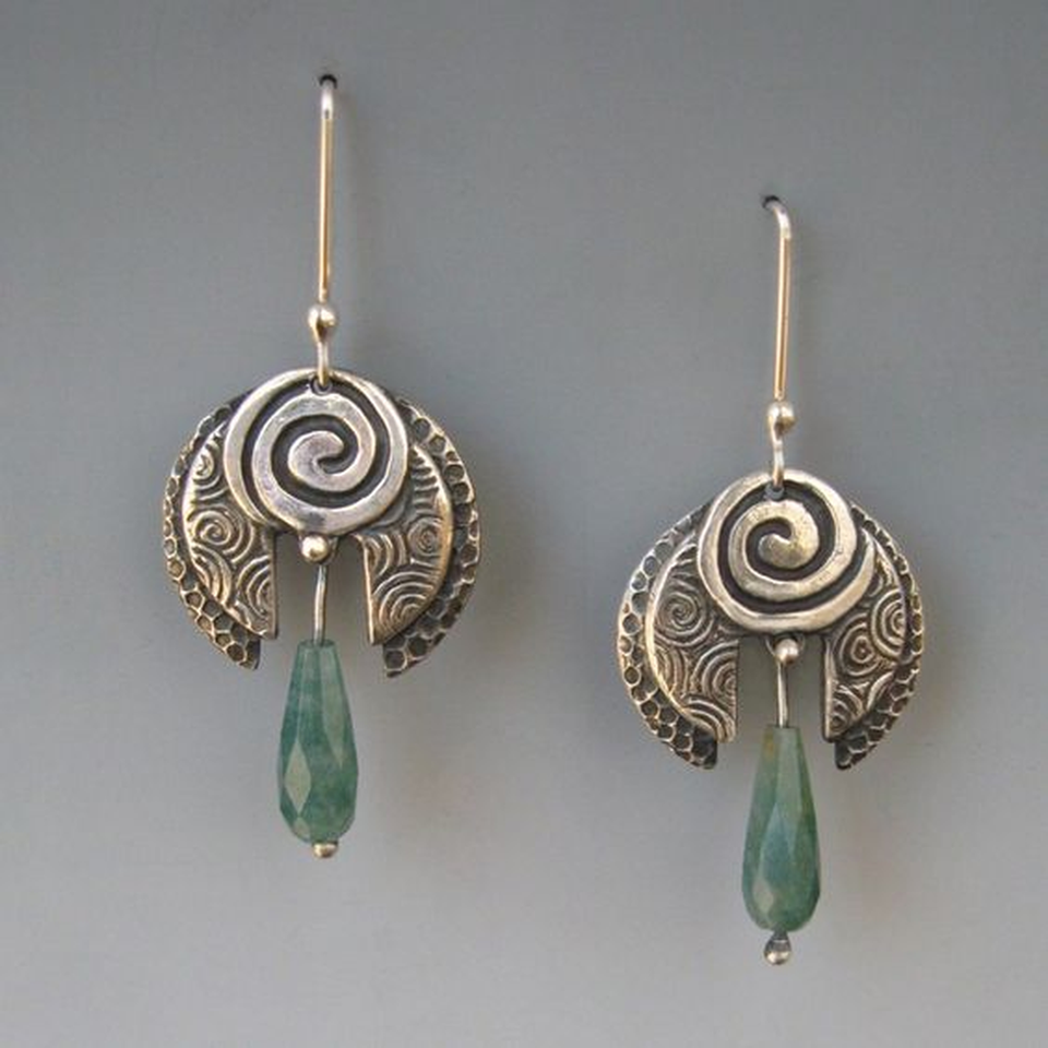 Mae Retro Green Stone Drop Earrings - image 1