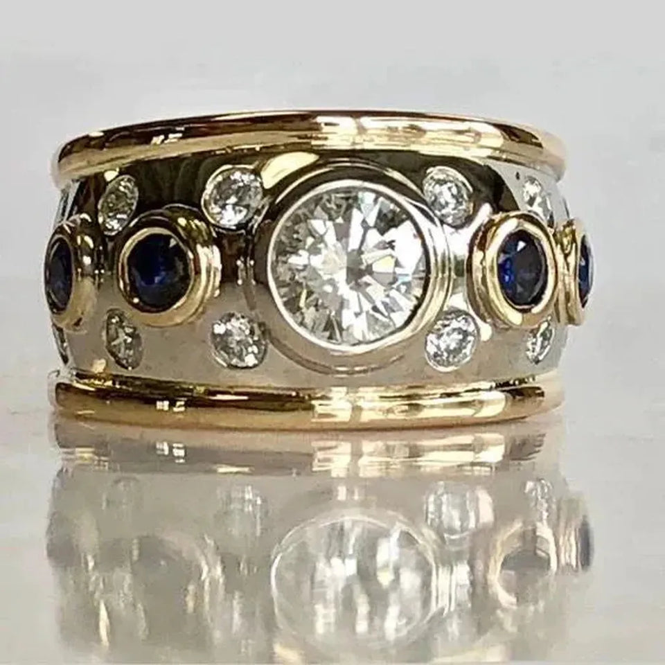 Clarissa Retro Sparkle Ring | Gold-Tone