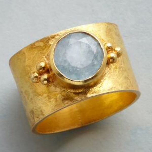 Francesca Retro Ring with Gold-Tone Crescent Moon