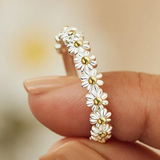 Amelia Adjustable Daisy Enamel-Look Ring | Silver-Tone