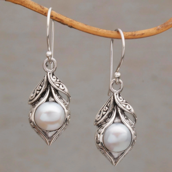 Annabel Vintage-Style Pearl-Look Drop Earrings | Silver-Tone