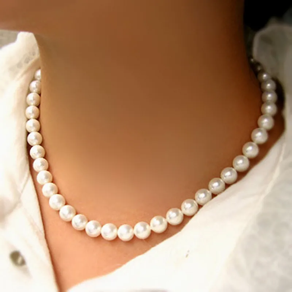 Fern Round White Bead Necklace - image 1