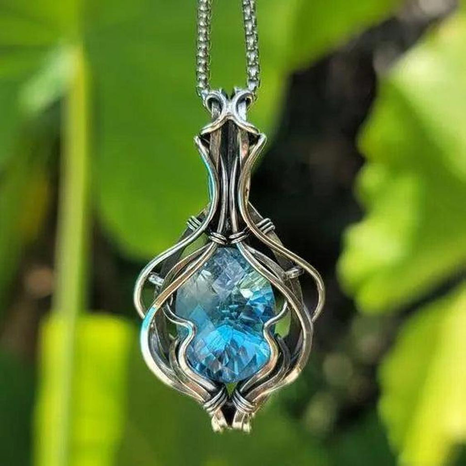 Henrietta Retro Silver-Tone Blue Necklace