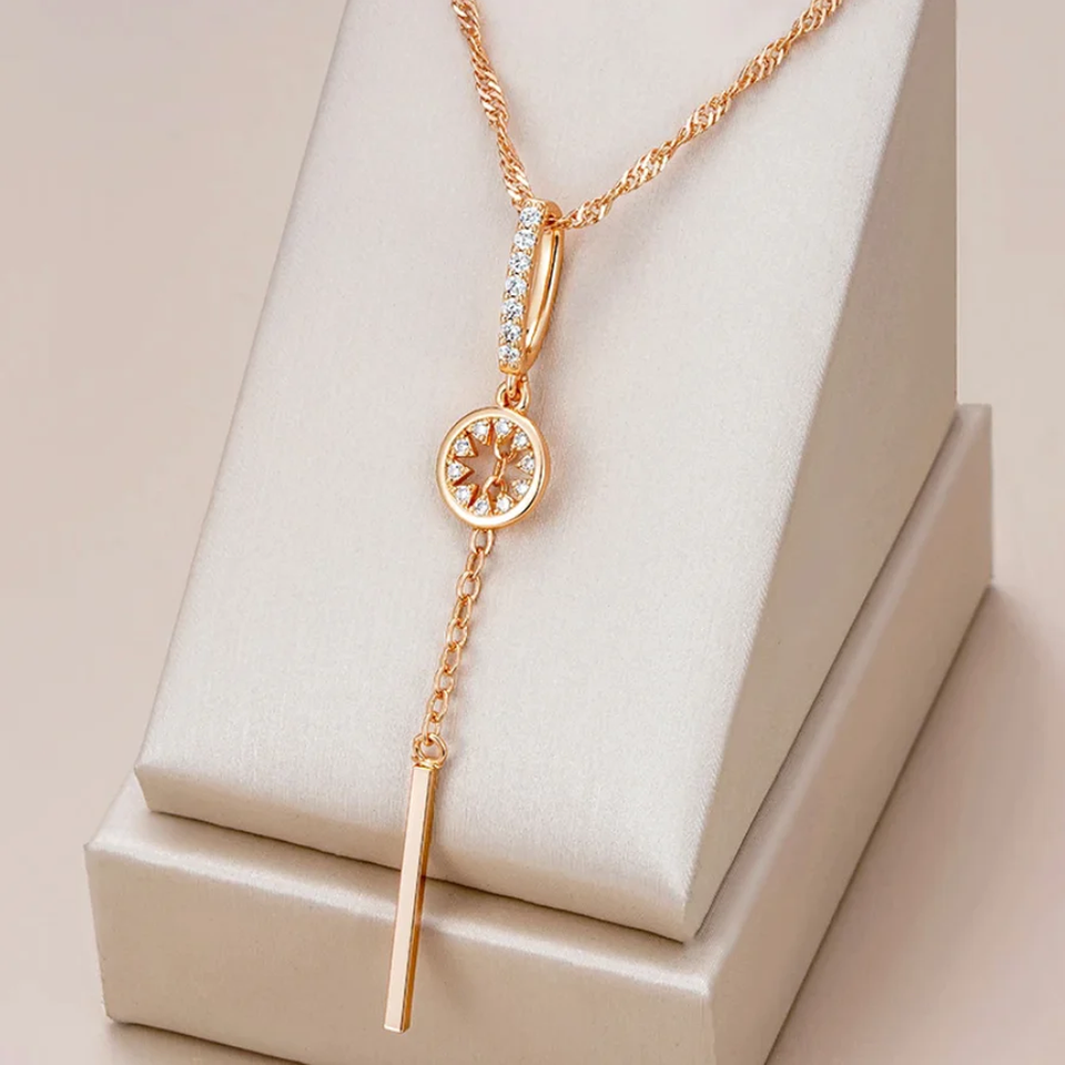 Regina Round Sparkle Necklace | Gold-Tone