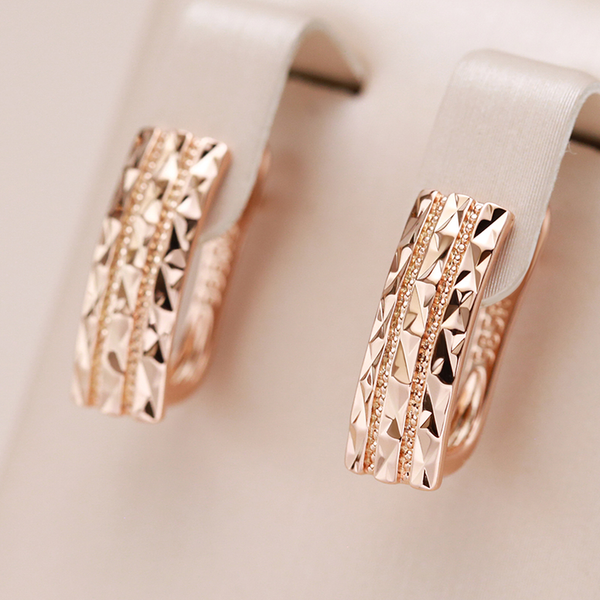 Sonia Faceted Hoop Earrings | Gold-Tone