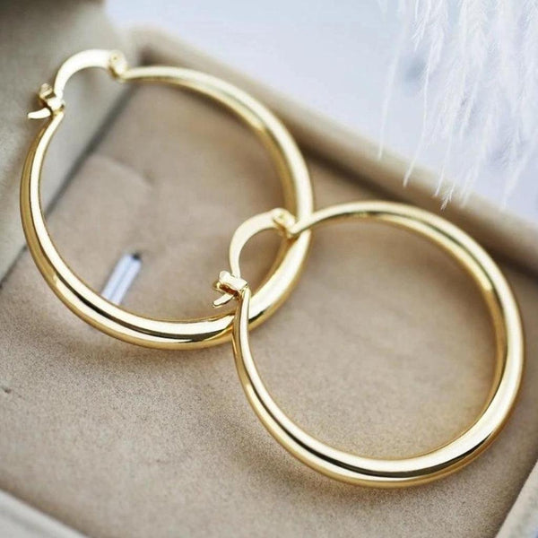 Agnes Large Hoop Earrings | Gold-Tone