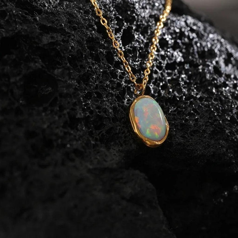 Rosemary Vintage-Style Opal-Effect Necklace - image 1