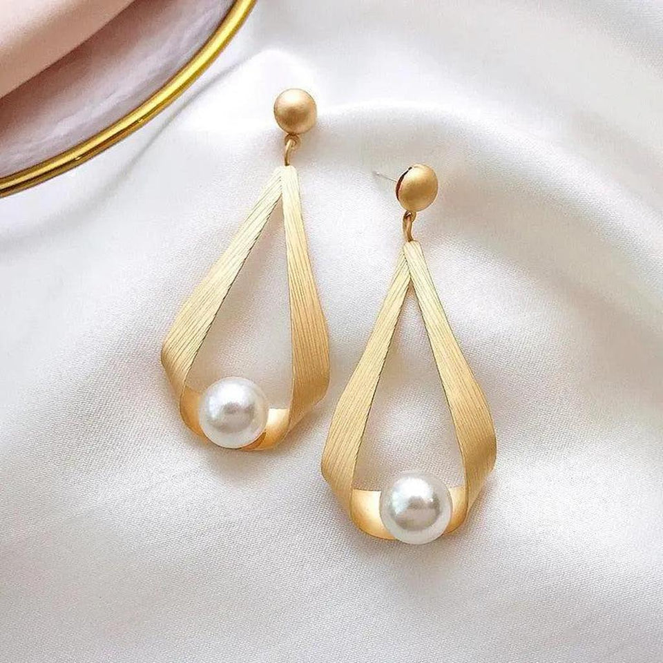 Odette Sparkle and Round Pearl-Look Earrings - image 1