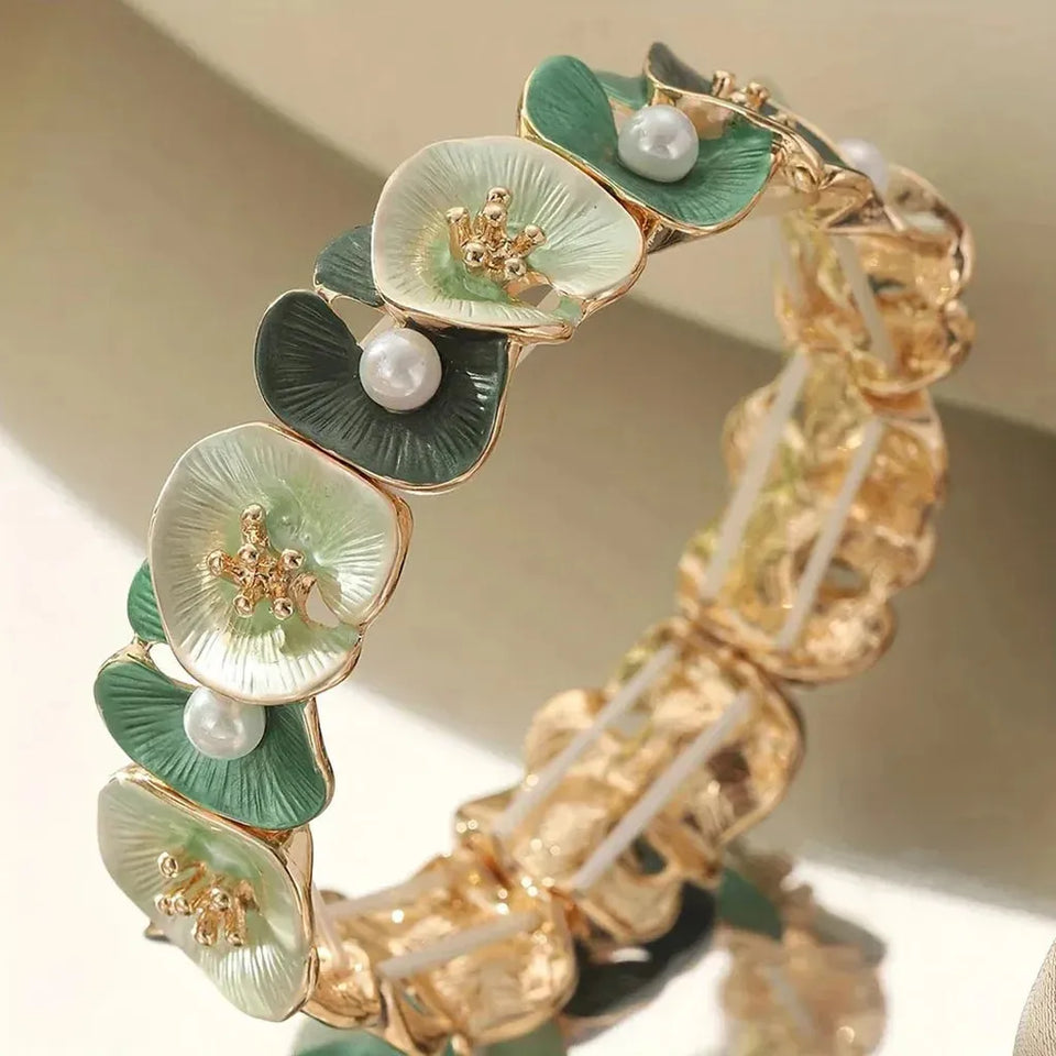 Anthea Retro Green Flower and Pearl-Look Bracelet - image 1