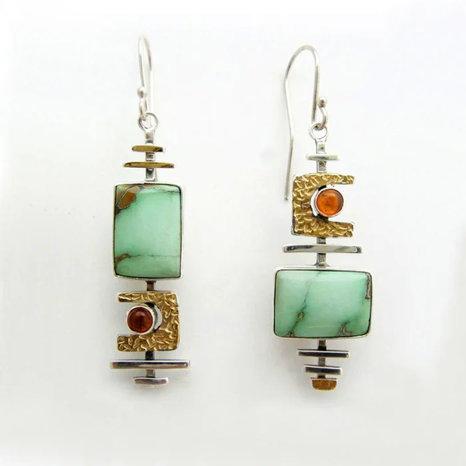 Florence Retro Green Stone Earrings - image 1