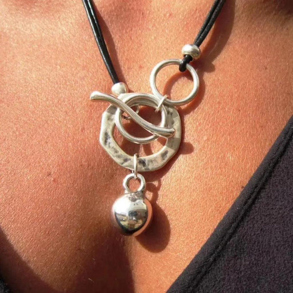 Eloise Retro Silver-Tone Necklace