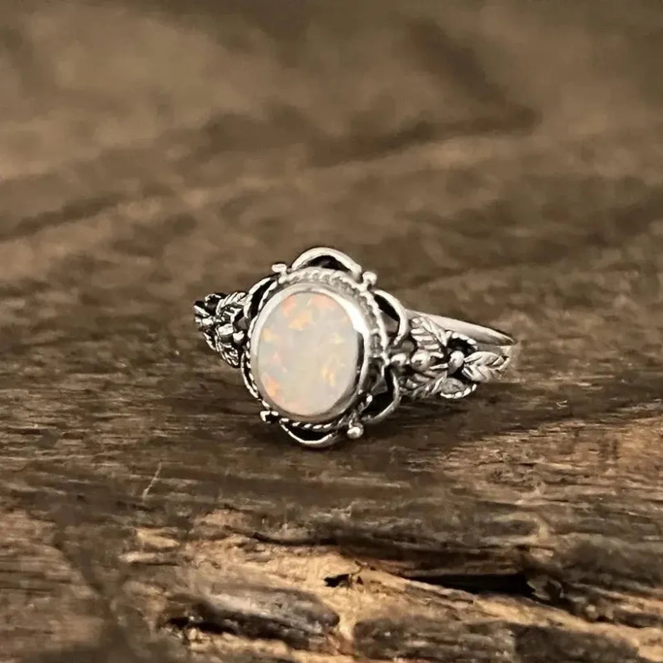 Delia Retro Floral Opal-Look Ring | Silver-Tone