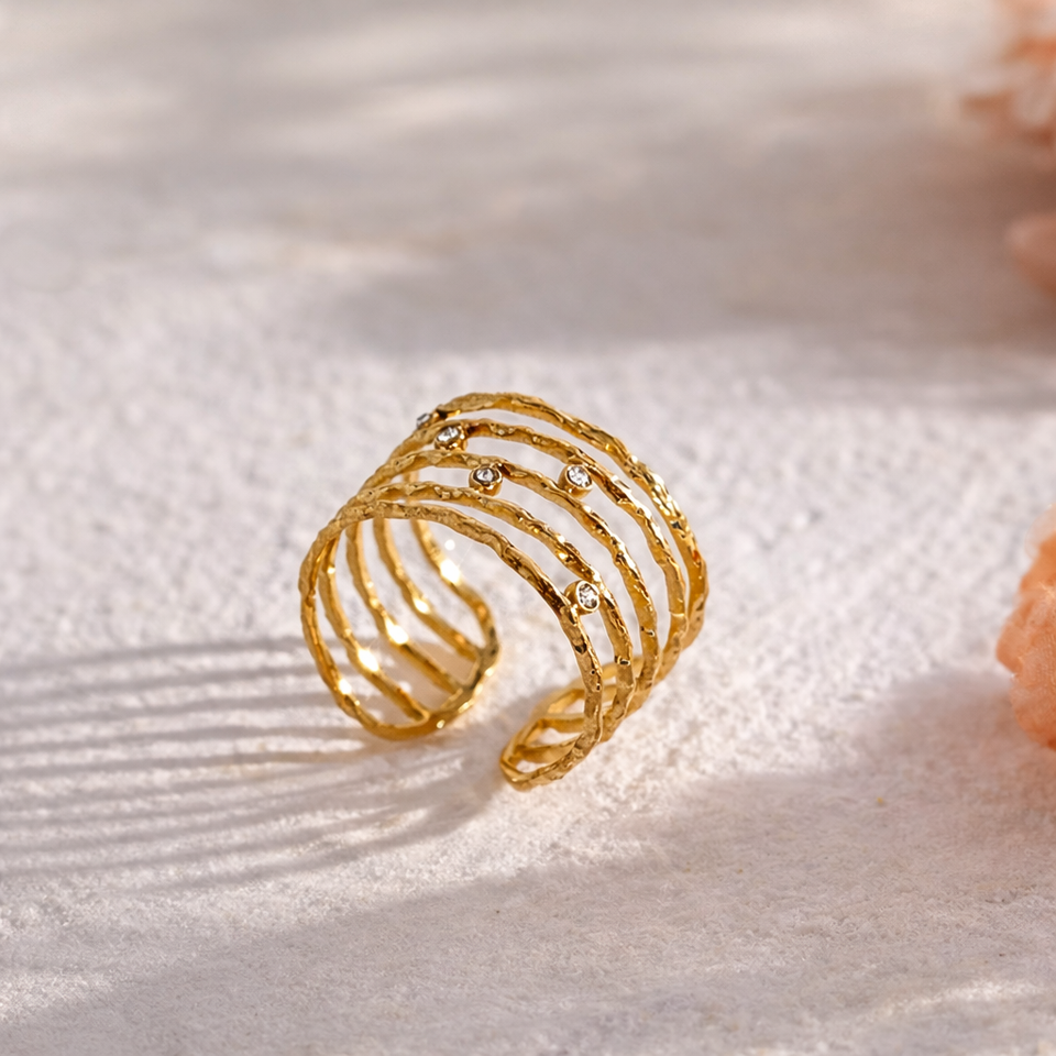 Cecilia Crown Sparkle Ring | Gold-Tone