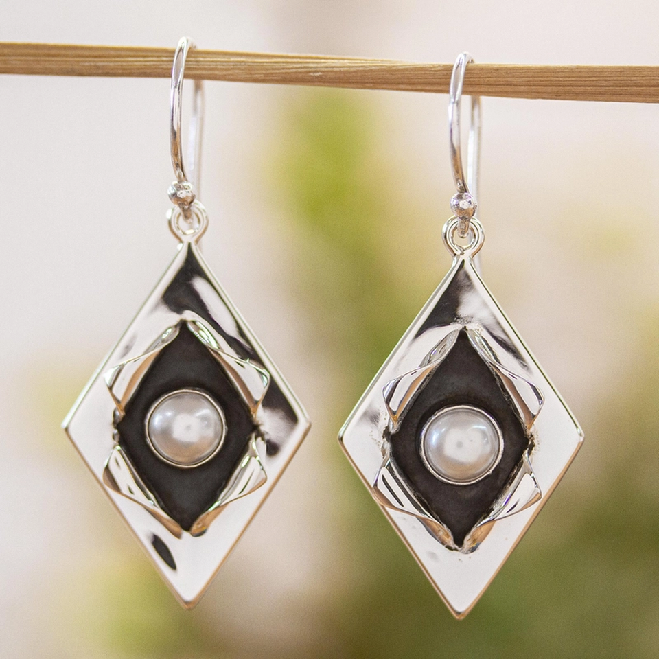 Evelyn Vintage-Style Pearl-Look Earrings | Silver-Tone