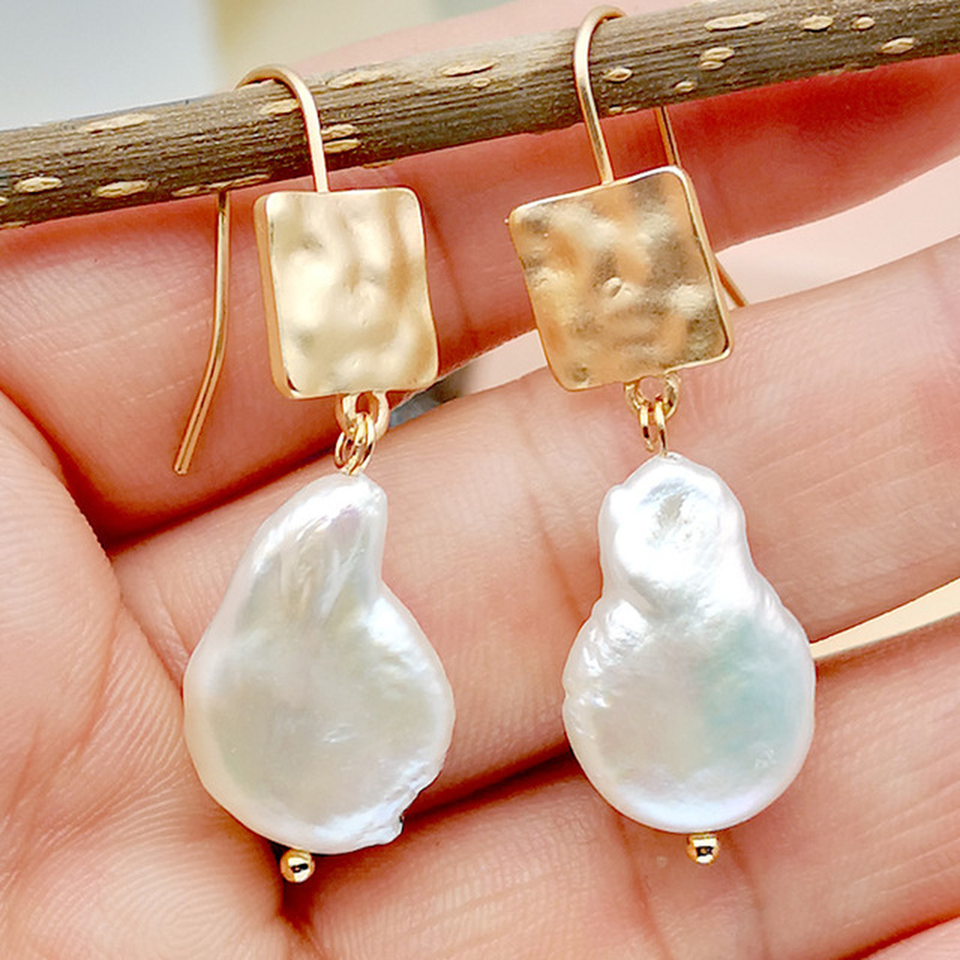 Mabel Vintage-Style Pearl-Look Earrings - image 1