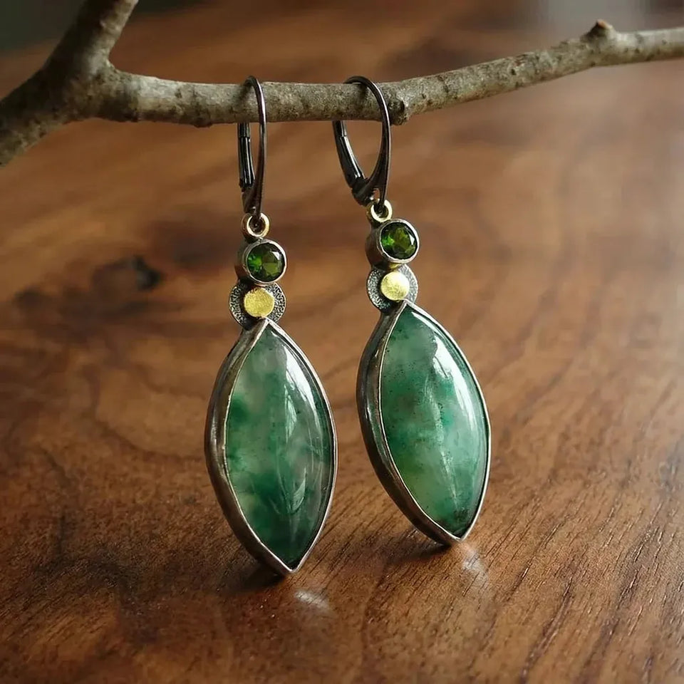 Lucy Vintage-Style Green Stone Earrings - image 1