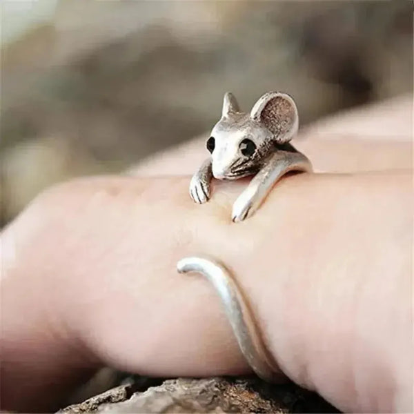 Rosa Vintage-Style Mouse Ring | Silver-Tone