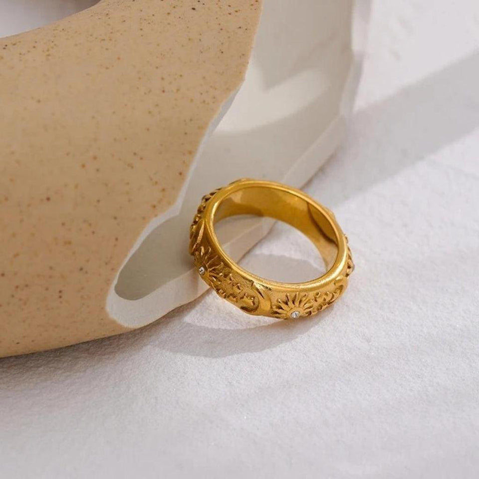 Amanda Vintage-Style Sun, Moon, and Star Ring - image 1