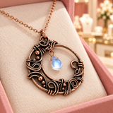 Audrey Roman Jewels boutique — macro