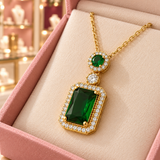 Audrey Roman Jewels boutique — macro